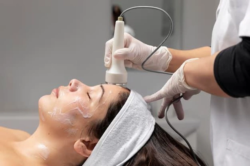 What is HydraFacial treatment — explained by skin specialist at Cleaura Clinic Nagpur